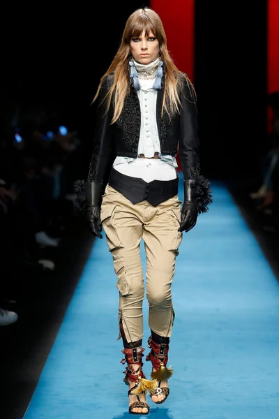 Look 2